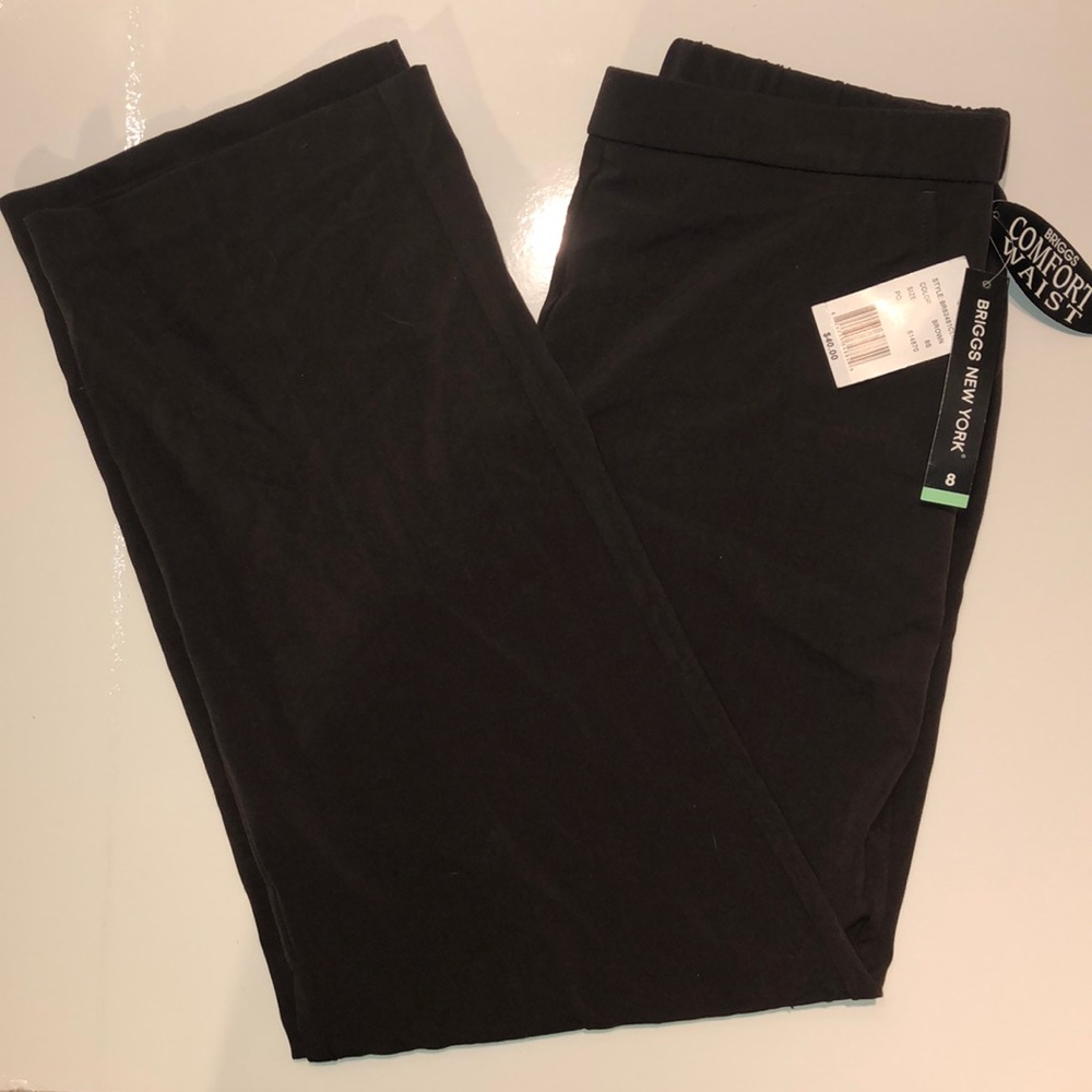Briggs NY comfort waist slacks, size 8S, brown.
